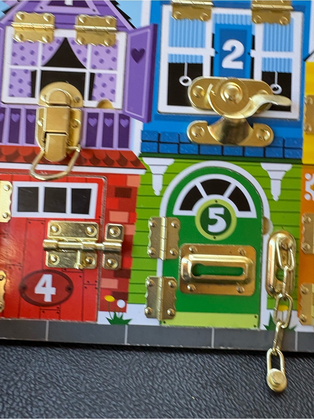 Melissa and Doug latch and hook toy - Picture 3 of 4